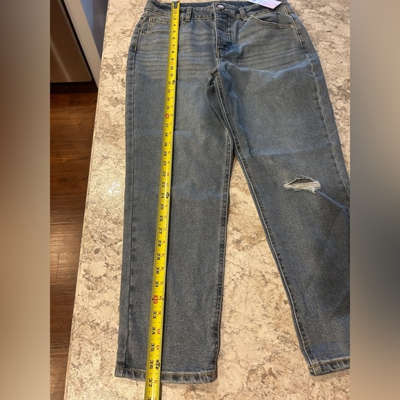 NWT Wild Fable High Rise Girlfriend Jeans Size 10 - Picture 6 of 10